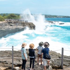 lembongan island devils tears tour bali.jpg